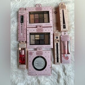 NIB Marie Claire set of 8